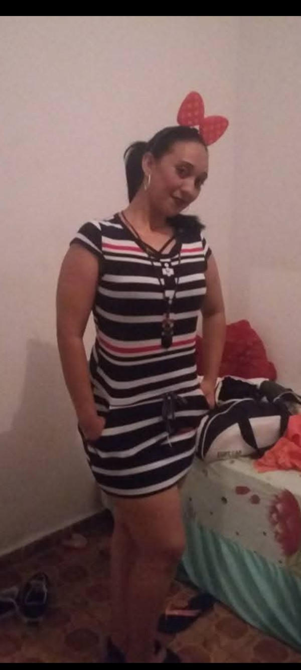 Foto 3 do Conto erotico: Meu sócio e eu numa deliciosa dupla penetracao na esposa do meu funcionário