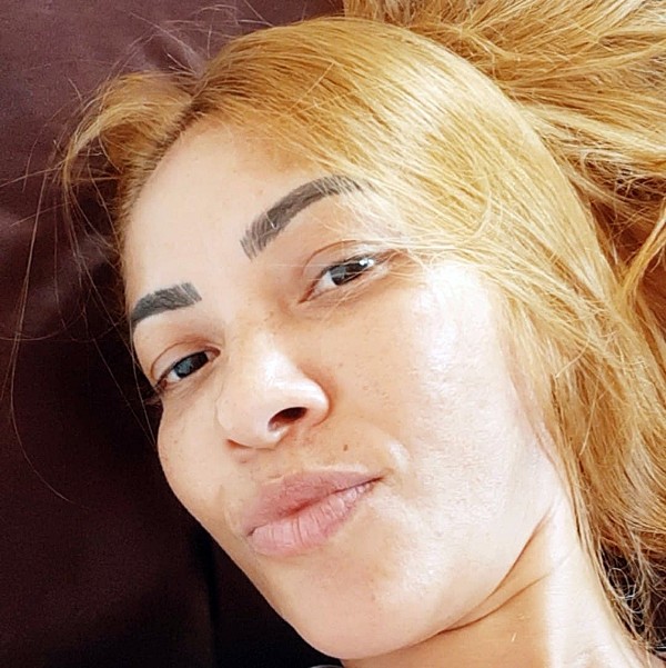 Foto 4 do Conto erotico: para ganhar comissão tem que levar no cu parte 2