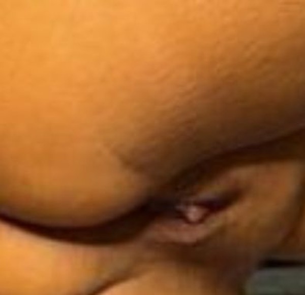 Foto 2 do Conto erotico: Último mês do inquilino