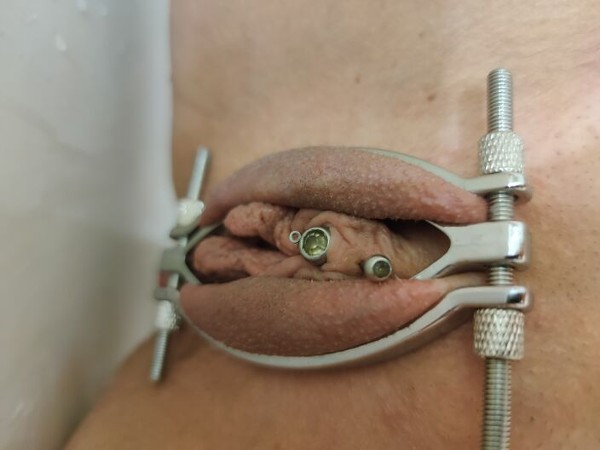 Foto 4 do Conto erotico: Férias no inferno 2 - Meu novo lar