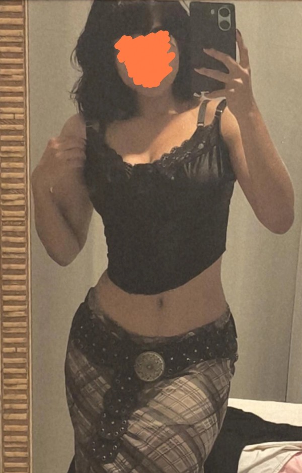 Foto 1 do Conto erotico: Cuckold desde a adolescência pt.3