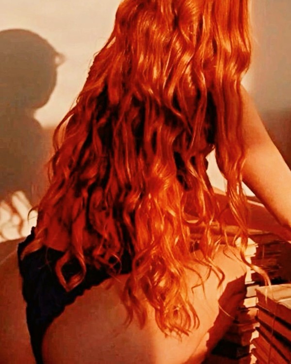 Foto 2 do Conto erotico: Cânticos de Marina