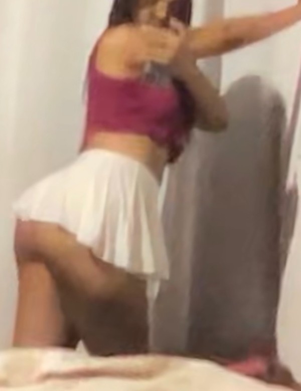 Foto 3 do Conto erotico: Dei meu rabinho para o amigo do meu corno