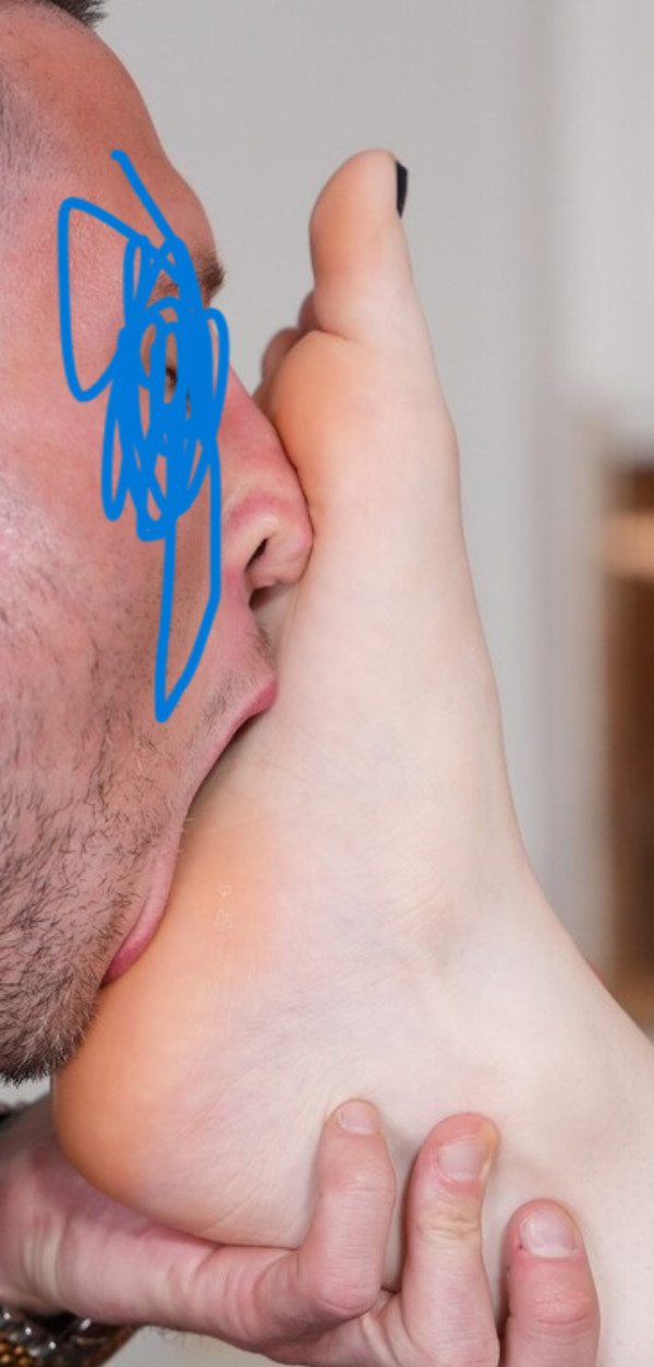 Foto 4 do Conto erotico: Cai na armadilha de namorar uma menina que tem Onlyans 2