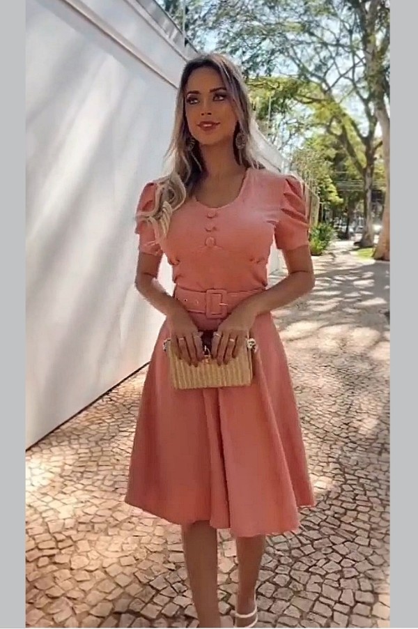 Foto 1 do Conto erotico: A amiga da minha namorada perveteu ela parte1