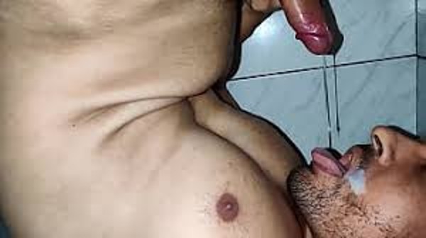 Foto 1 do Conto erotico: O Sabor do Irmão: Lambendo o Leite de Pedro e o Meu Jatos na Minha Própria Boca.