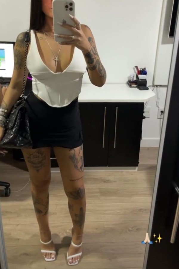 Foto 2 do Conto erotico: O que elas não fazem por dinheiro...