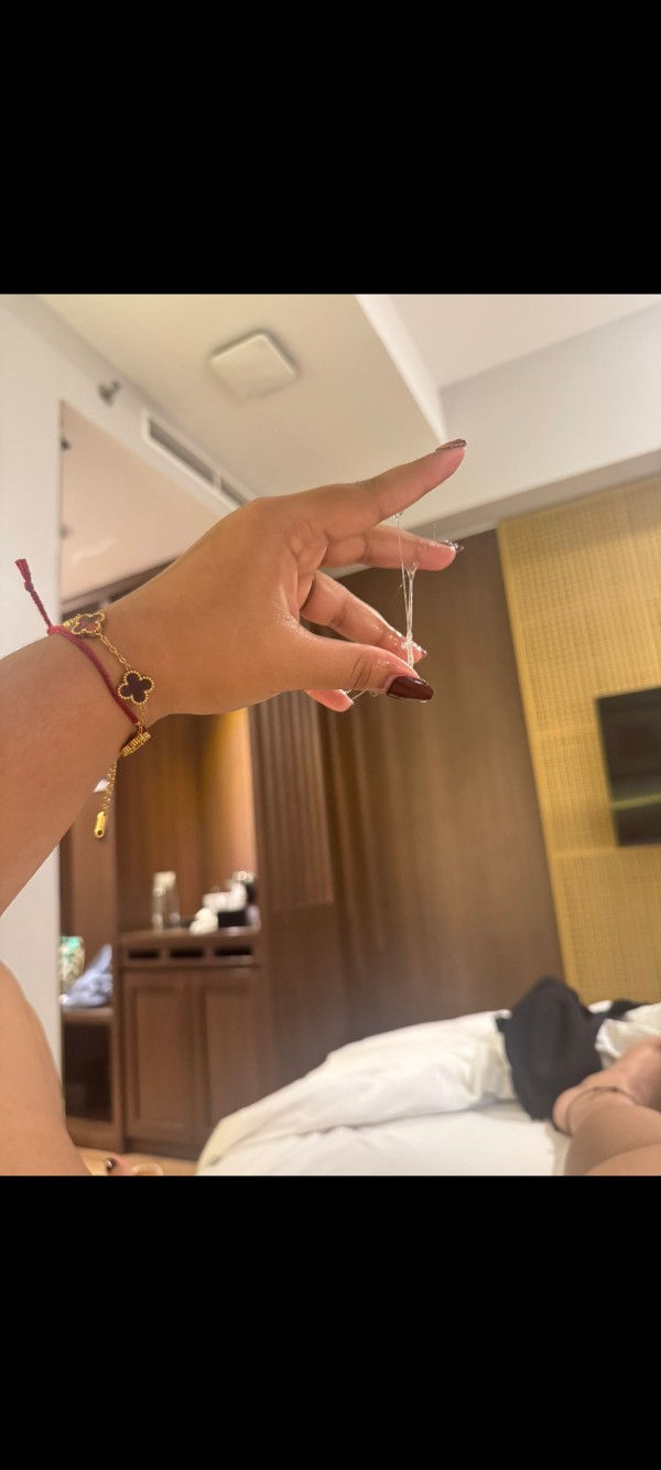 Foto 2 do Conto erotico: Essa tarde levei a Mari pra visitar um amigo dela