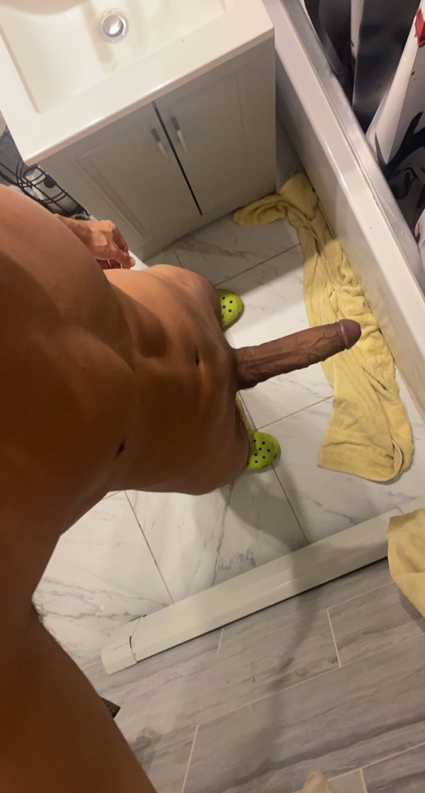 Foto 5 do Conto erotico: Minha Namorada, Amizades e Tentações Ocultas – Parte 1