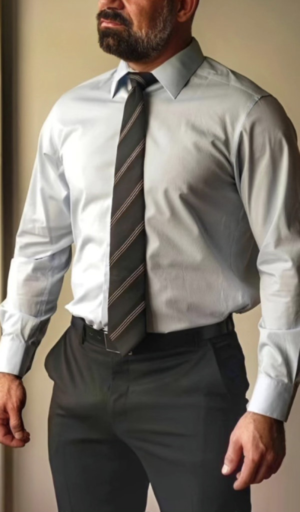 Foto 1 do Conto erotico: Pai é obrigado a comer bucetinha da própria filha por bandidos perversos. PART I