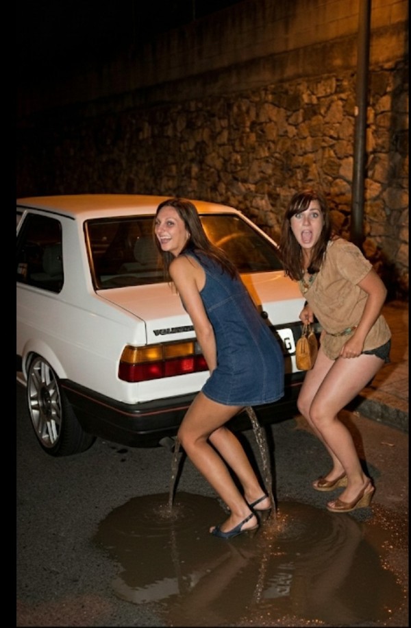 Foto 2 do Conto erotico: Mulheres mijando aventuras !