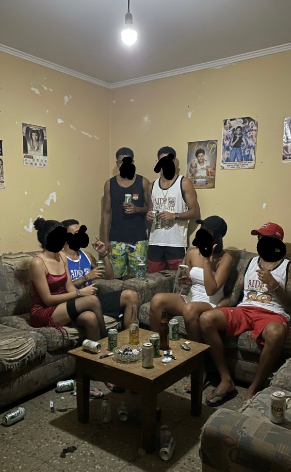 Foto 1 do Conto erotico: VADIA EM AÇÃO