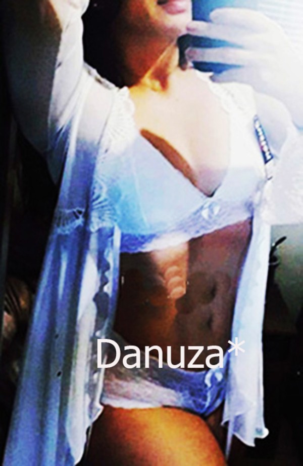 Foto 2 do Conto erotico: Faço com a minha linda filha o que a minha mãe fez comigo!