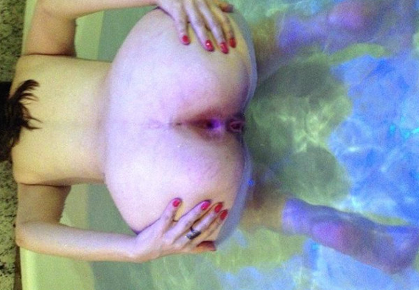 Foto 4 do Conto erotico: Minha Esposa Mandou Eu Foder a Melhor Amiga