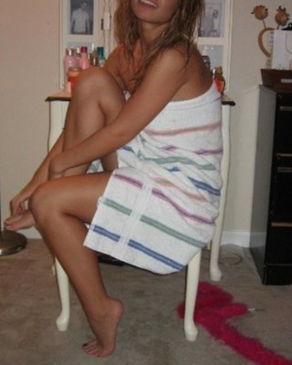 Foto 1 do Conto erotico: Crise.