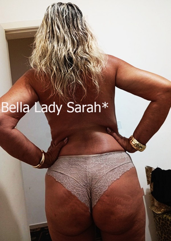 Foto 1 do Conto erotico: No encontro de naturistas do litoral norte, dei para seis homens na frente do meu marido corno!