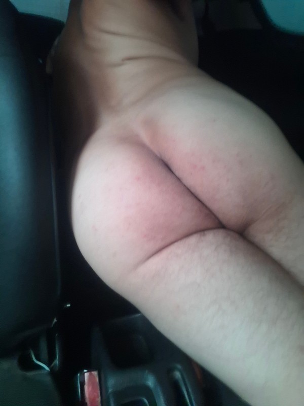 Foto 1 do Conto erotico: Dei gostoso dentro do carro.