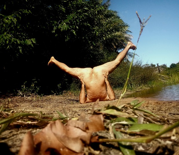 Foto 4 do Conto erotico: Amigo do marido parte 2