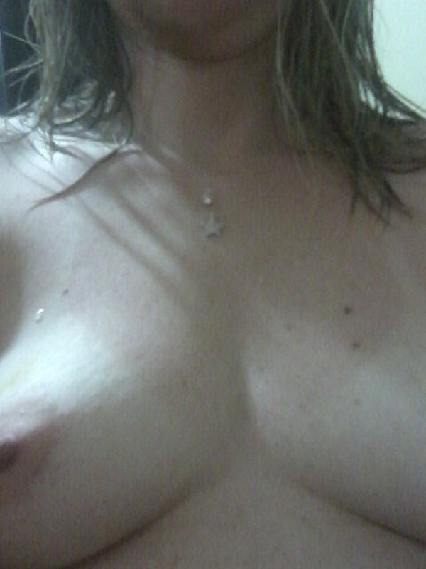 Foto 1 do Conto erotico: Primeira vez que ela deu na minha frente