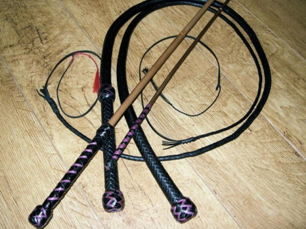 Foto 1 do Conto erotico: O NOSSO DONO E SENHOR, SERVE-SE DE NÓS COMO QUER