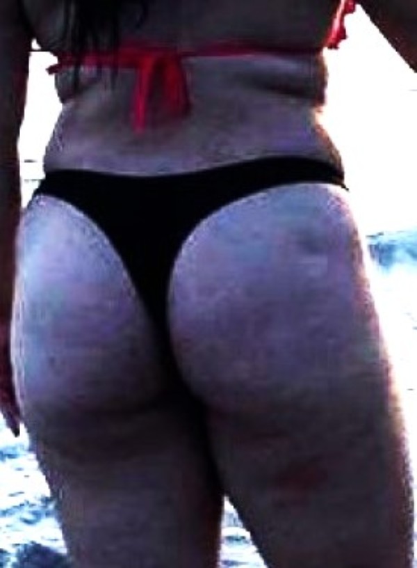 Foto 2 do Conto erotico: O dia que fomos observados por um estranho