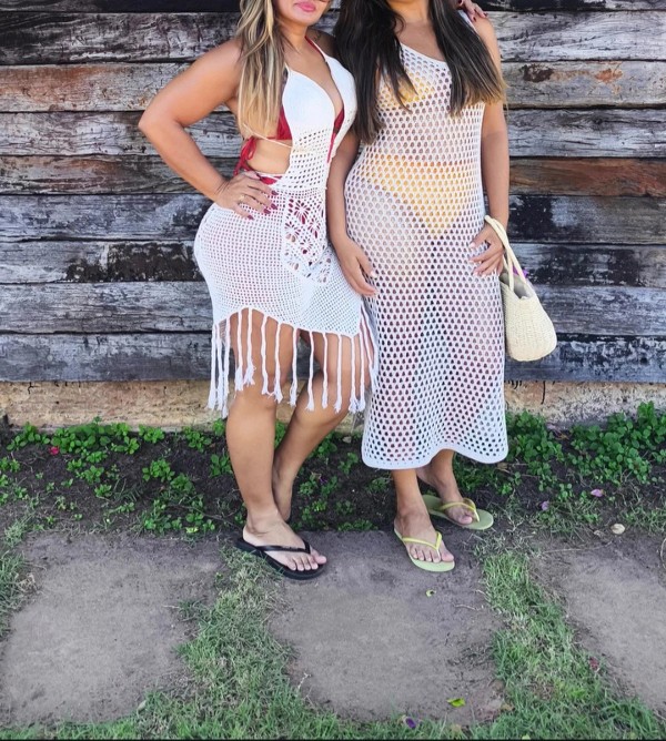 Foto 2 do Conto erotico: NA SEGUNDA NOITE DE CARNAVAL, MINHA ESPOSA TRANSOU COM 3 RAPAZES.