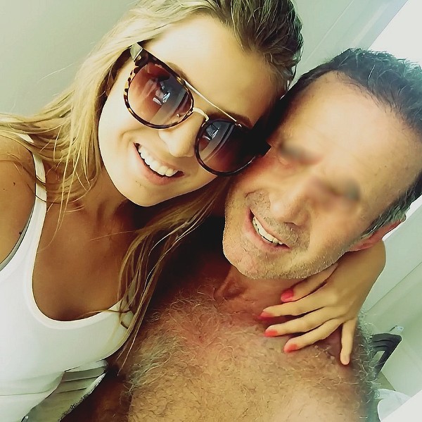 Foto 1 do Conto erotico: Pecado em Família — Il parte.