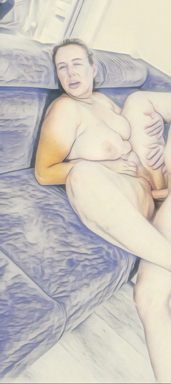 Foto 3 do Conto erotico: Névoa Entre Nós: O Segredo que a Mãe e o Filho Abraçaram (incesto Mãe e Filho)