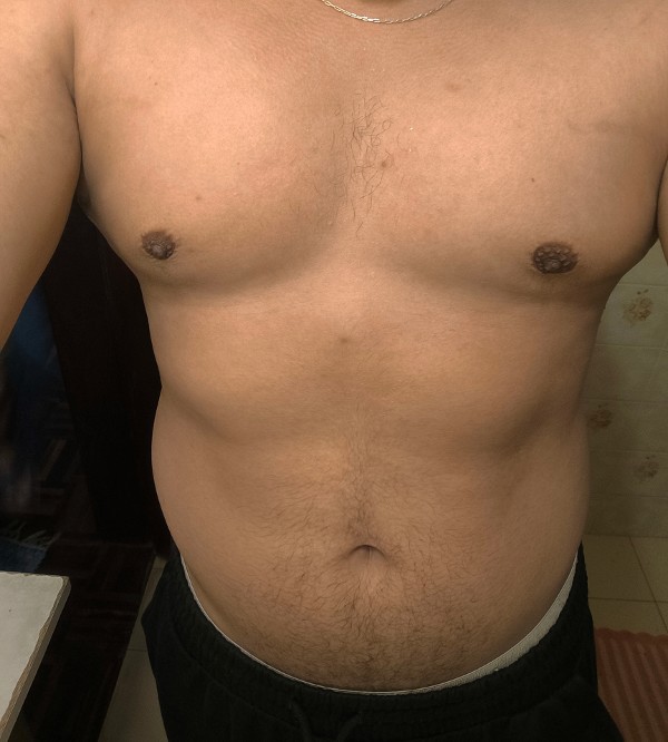 Foto 1 do Conto erotico: Mamada inesperada com o colega de Ap