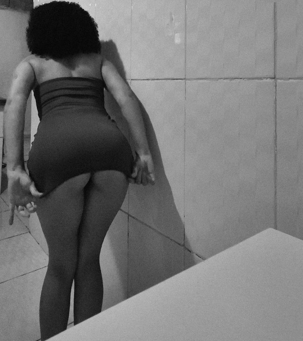 Foto 1 do Conto erotico: O tesão de se exibir enquanto ele me fode!