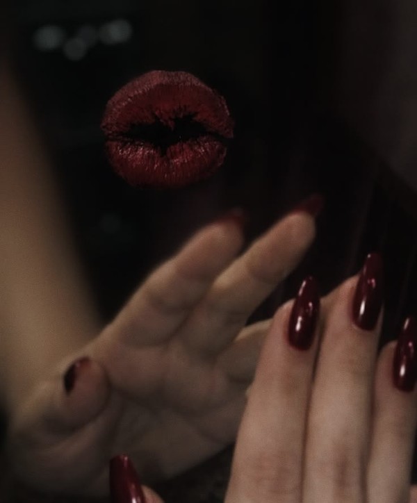 Foto 1 do Conto erotico: Mesa de metal