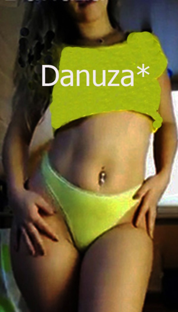 Foto 2 do Conto erotico: Eu e minha linda filha nos tornamos putas do meu sogro, avô dela!