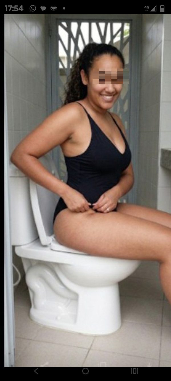 Foto 5 do Conto erotico: O Xixi das Irmãs