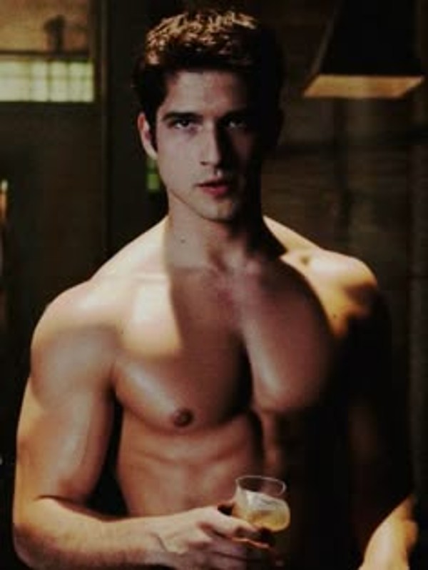 Foto 1 do Conto erotico: Surpreendido pelo amigo hetero