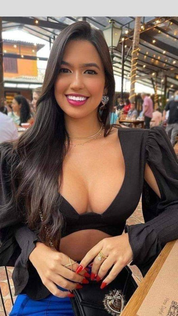 Foto 4 do Conto erotico: TEMA - JHU GHE - 146 - A NOSSA GRATIFICANET TARDE DE TRABALHO - A LINDA JHU E CLAUDIA.