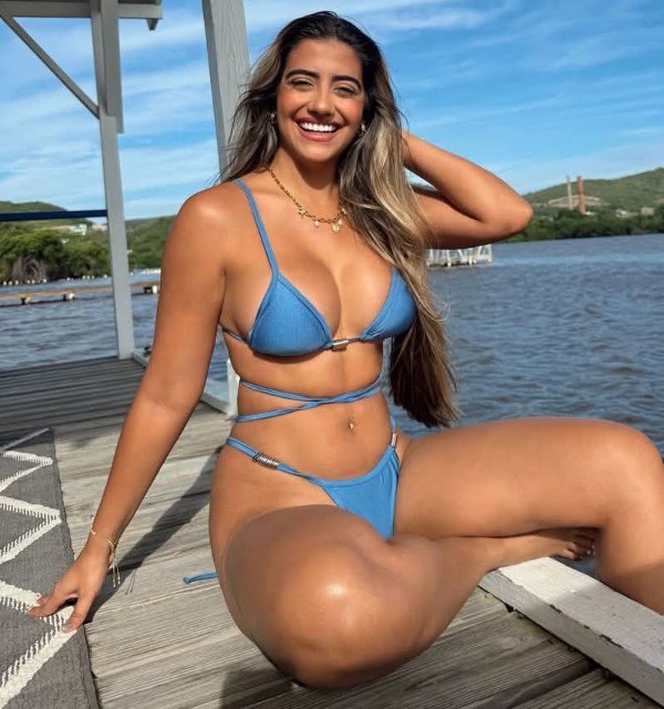 Foto 2 do Conto erotico: TEMA - JHU 146 - A VIAGEM DE RETORNO A LONDRES.