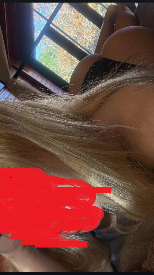 Foto 2 do Conto erotico: MARIA FERNANDA E O NAMORADO - NA PRAIA DE JOAQUINA