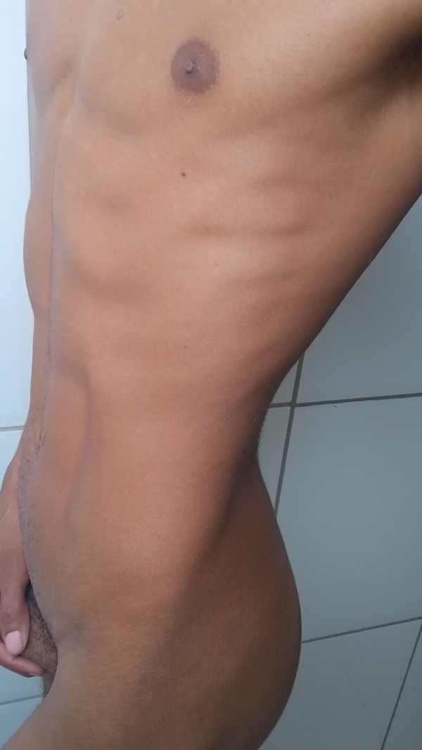 Foto 2 do Conto erotico: Barba, cabelo e piroca: dando pro meu barbeiro