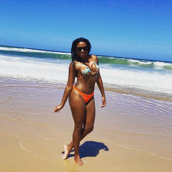 Foto 1 do Conto erotico: TEMA - JHU GHE - 148 - A LINDA E EXUBERANTE PRINCESA JHU.