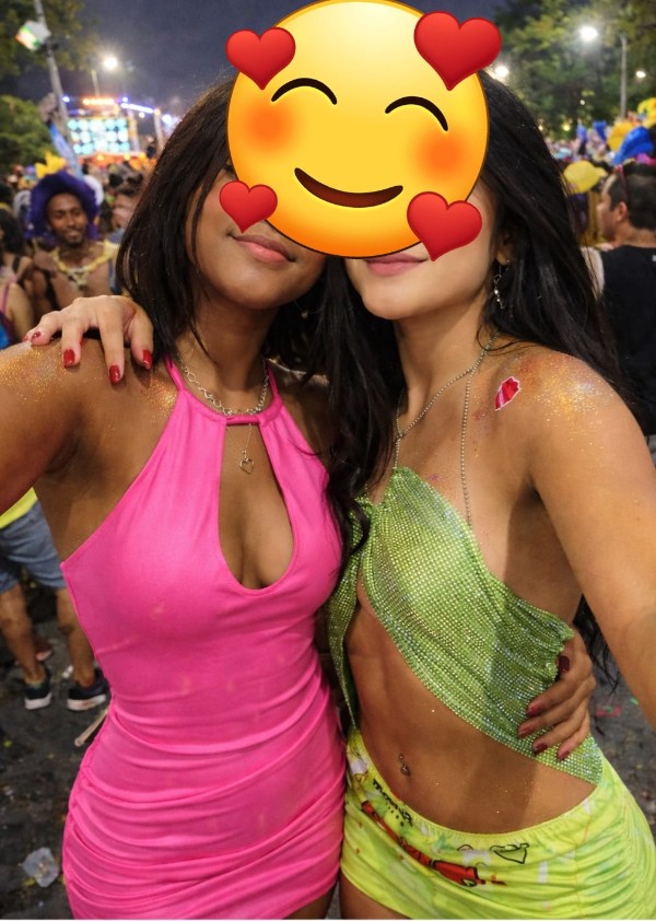 Foto 1 do Conto erotico: Eu e minha filha com sua amiga