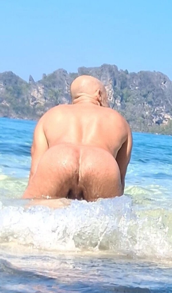 Foto 2 do Conto erotico: Como me Tornei a Puta Oficial do Meu Sobrinho