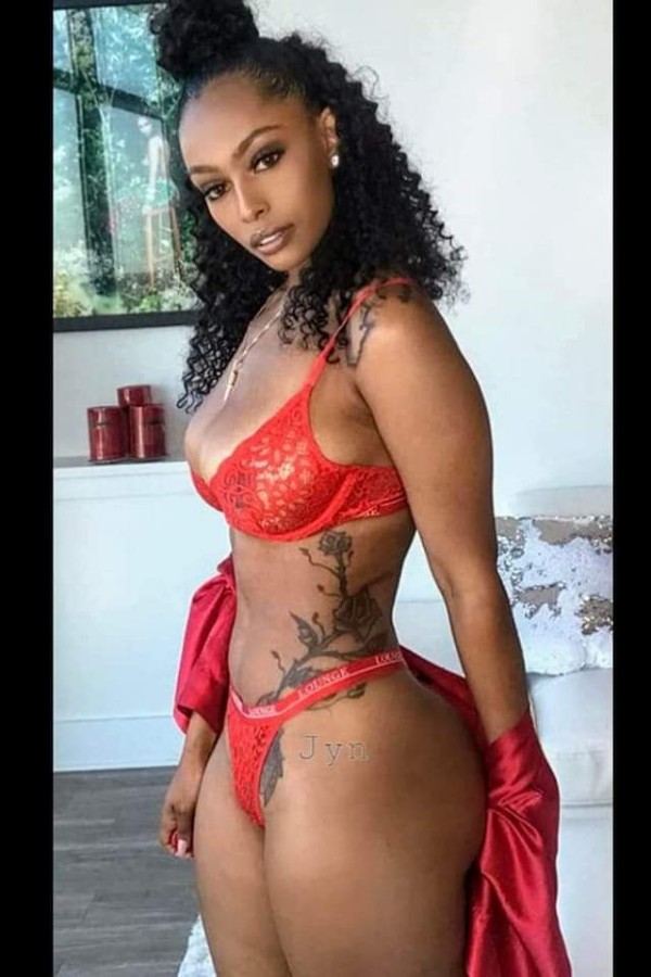 Foto 3 do Conto erotico: TEMA - JHU GHE - 149 - 4 - UMA LINDA MULHER - VIBRANTE - MEIGA E CARENTE.