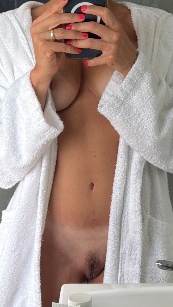 Foto 4 do Conto erotico: Shortinho curto pra provocar o marido