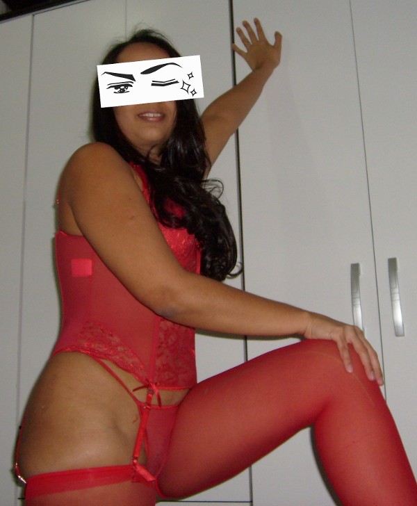 Foto 1 do Conto erotico: Dois chifres em uma noite.