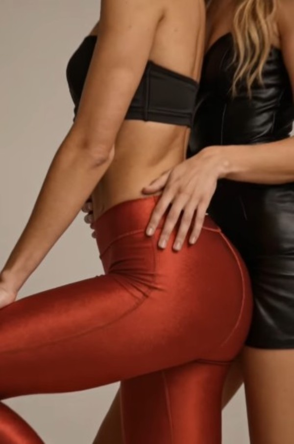 Foto 1 do Conto erotico: O papai chegou de 