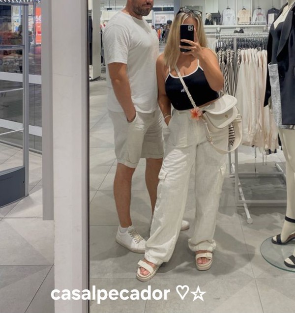 Foto 1 do Conto erotico: Ver a esposa com outro na cama?