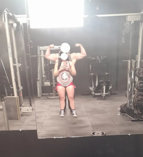 Foto 2 do Conto erotico: Na luta com meu filho