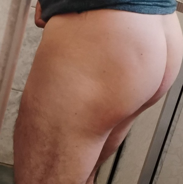 Foto 1 do Conto erotico: O senhor me comeu em pé