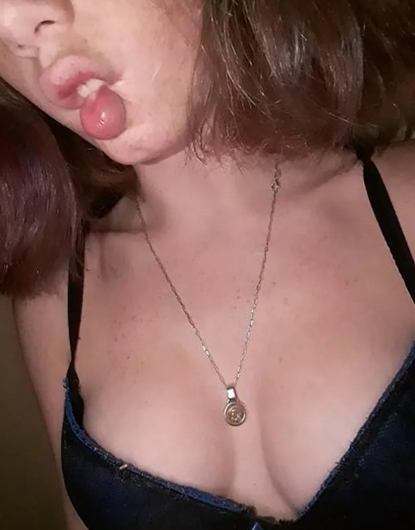 Foto 1 do Conto erotico: Parte 5… Só Larissa, me apaixono e sou usado…