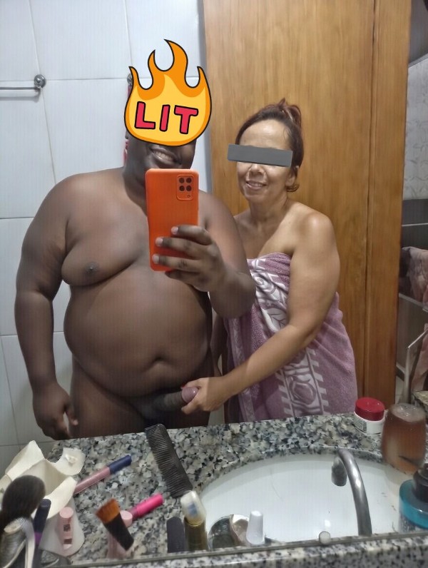 Foto 2 do Conto erotico: Traíndo Meu Marido Na Nossa própria Cama